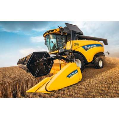 Представлен новый гибридный комбайн New Holland CH7.70
