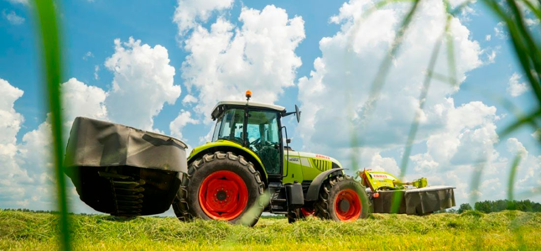 Claas Arion 640c прошел испытания с широкозахватной косилкой